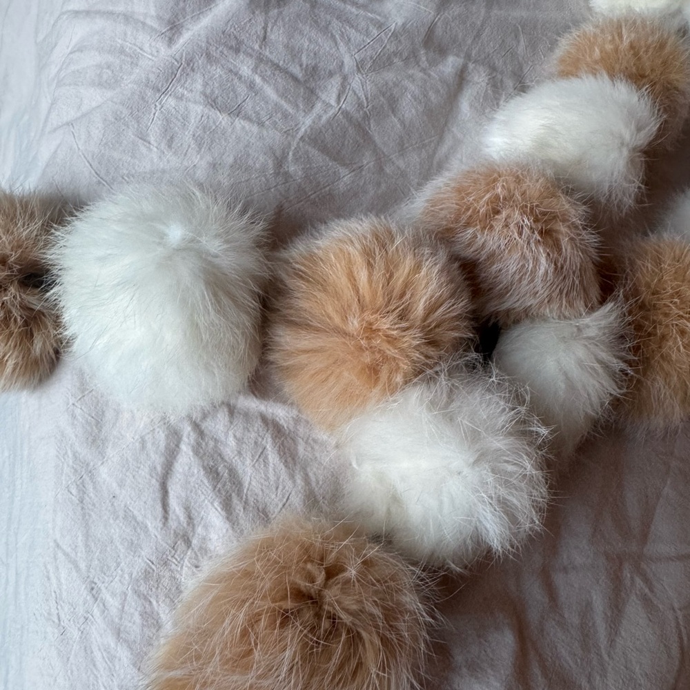 Fur Pom Pom Scarf- White & Tan